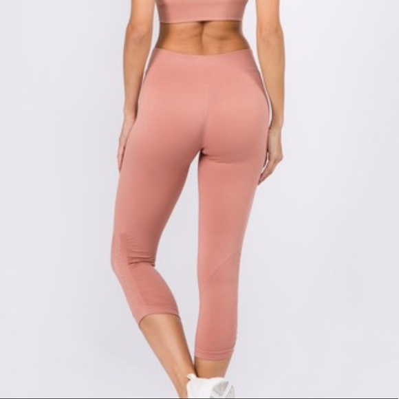 Last S • Seamless High Rise Leggings - Picture 2 of 3